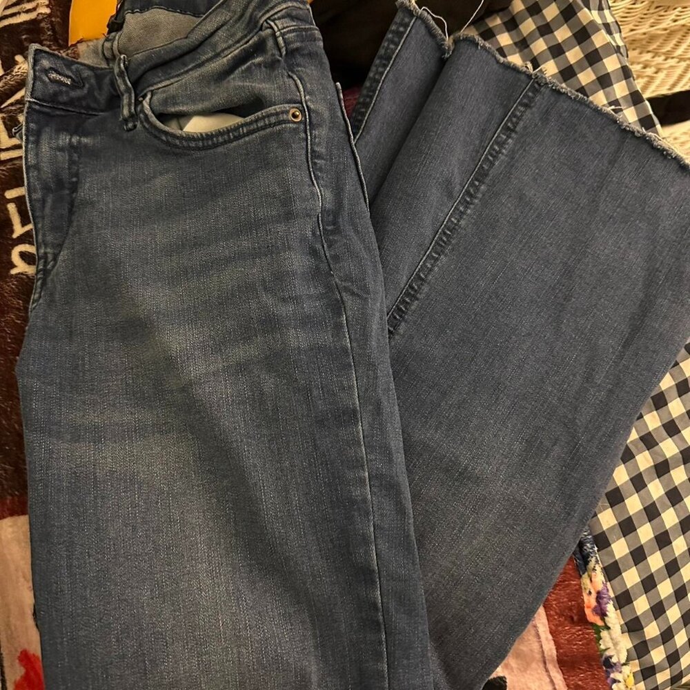 jeans with flare bottom